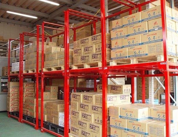 Stillages